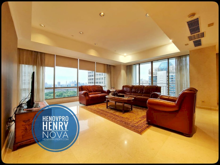 Sudirman Mansion Unit 4BR + 1 Study Room Furnish Best Location