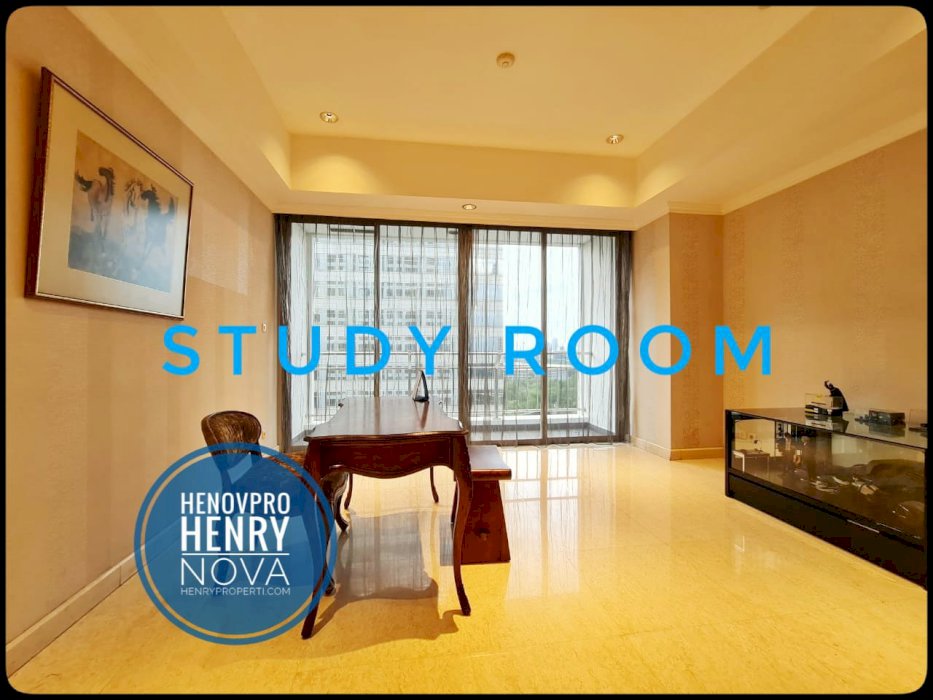 Sudirman Mansion Unit 4BR + 1 Study Room Furnish Best Location