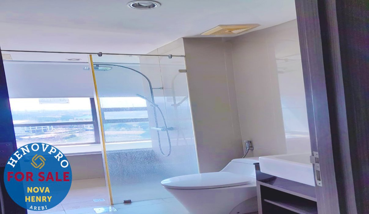 Apartment St. Moritz 4+1BR Furnish SCBD PURI Best Location For Sale