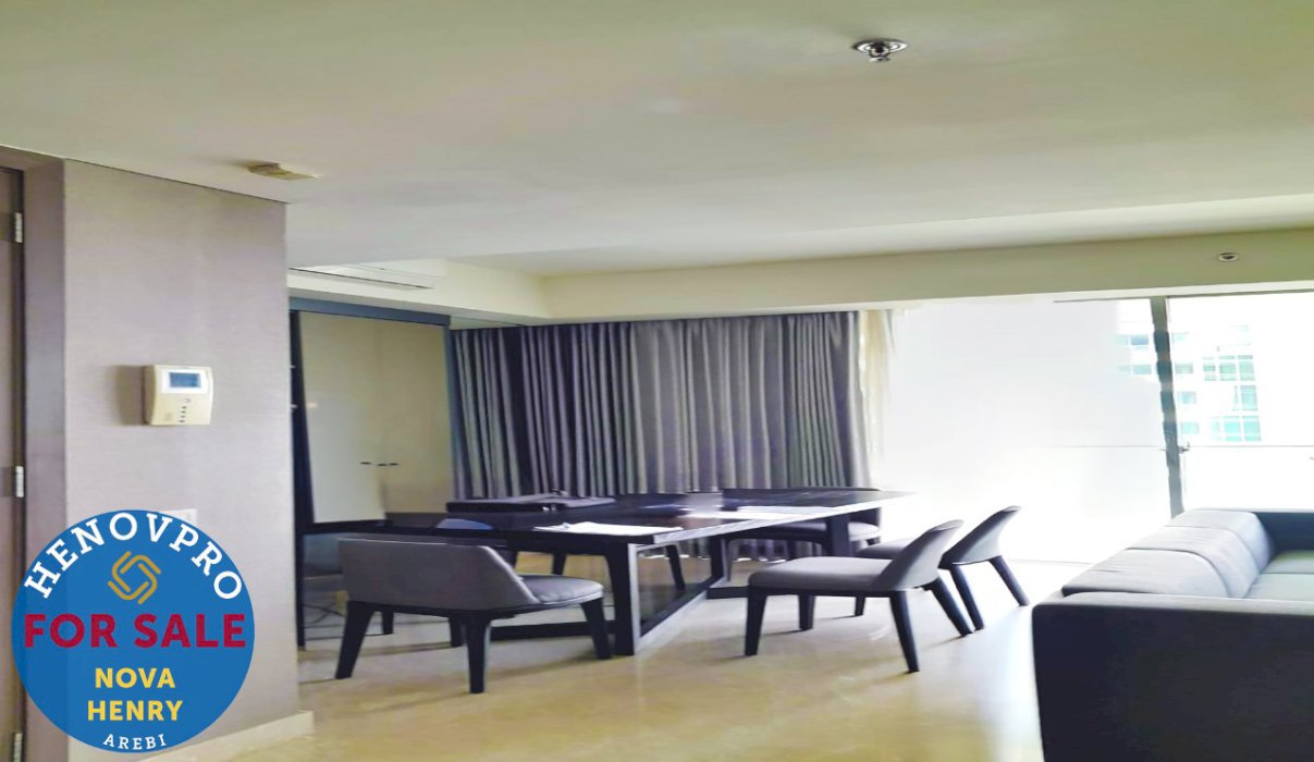 Apartment St. Moritz 4+1BR Furnish SCBD PURI Best Location For Sale