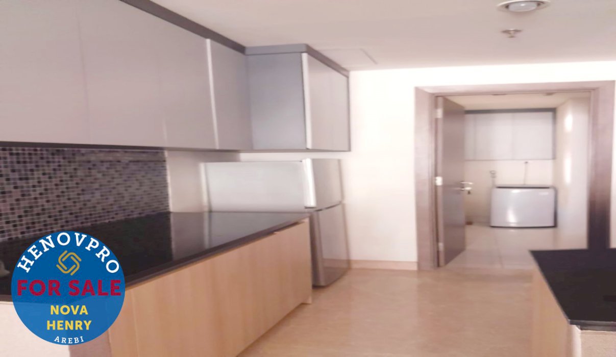 Apartment St. Moritz 4+1BR Furnish SCBD PURI Best Location For Sale