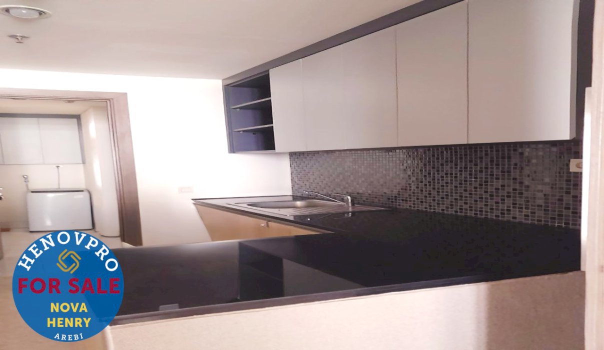 Apartment St. Moritz 4+1BR Furnish SCBD PURI Best Location For Sale