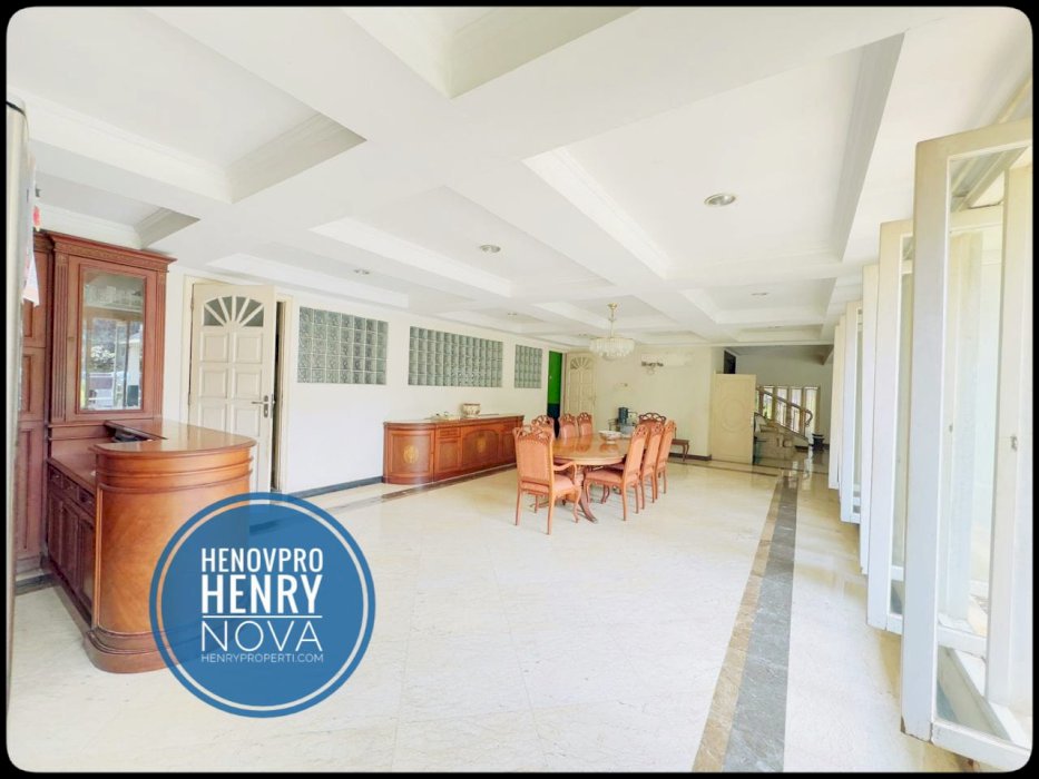 JUAL CEPAT, HARGA TURUN Rumah siap huni di Cilandak