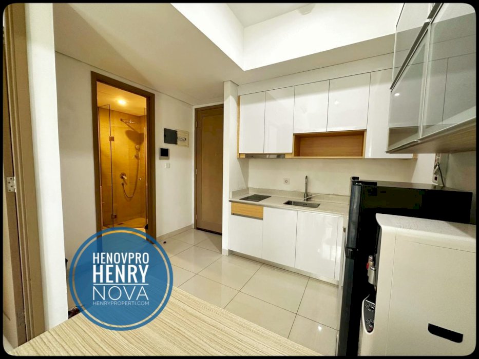 Taman Anggrek Residence Unit 1BR Full Furnish Low Floor