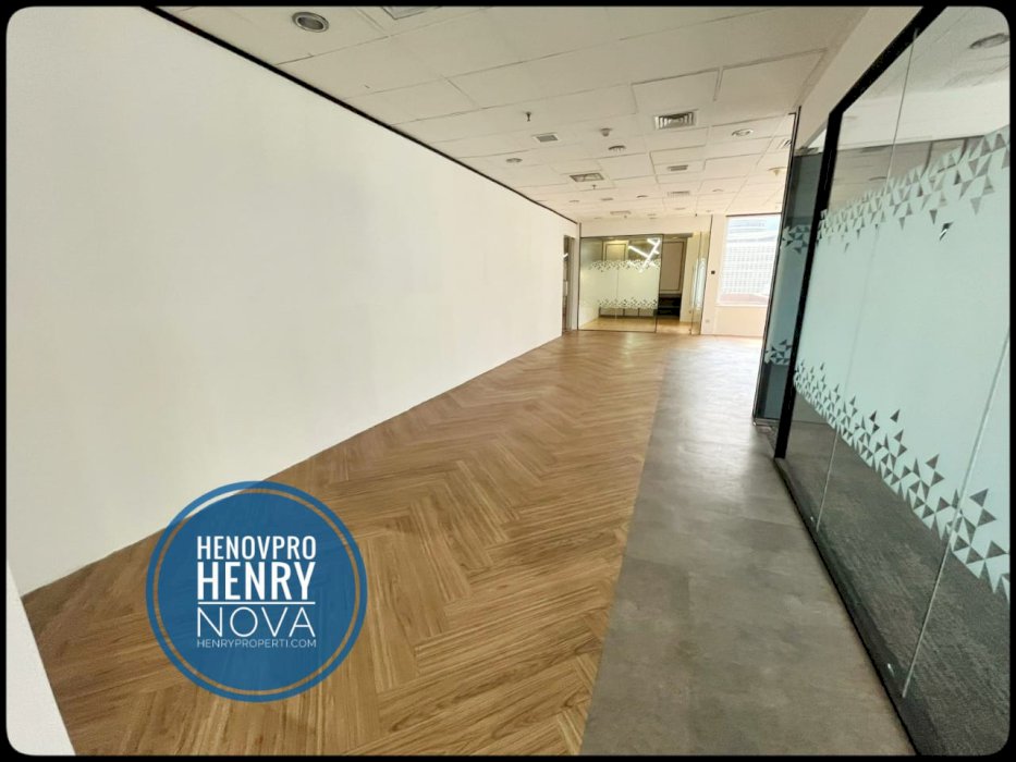 Dijual ruang kantor di menara sudirman, Jl. Jend. Sudirman, Strategis
