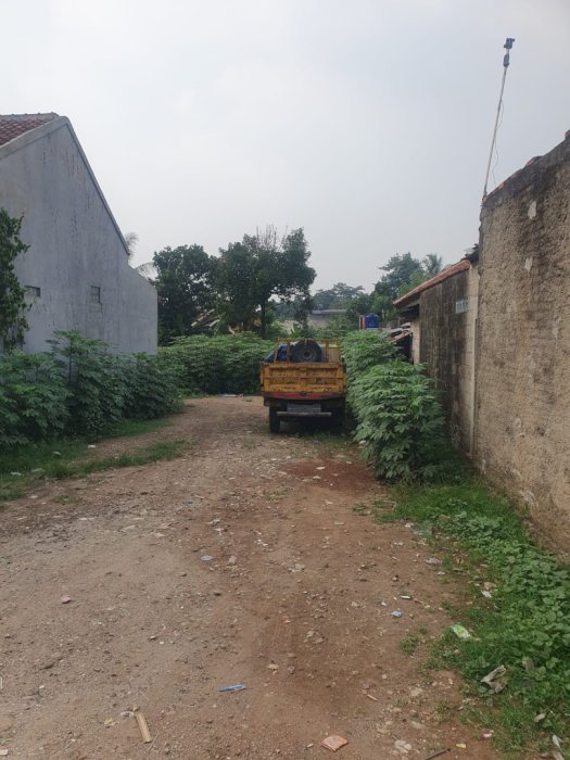 Dijual Tanah Kosong 800 m² Pinggir Jalan