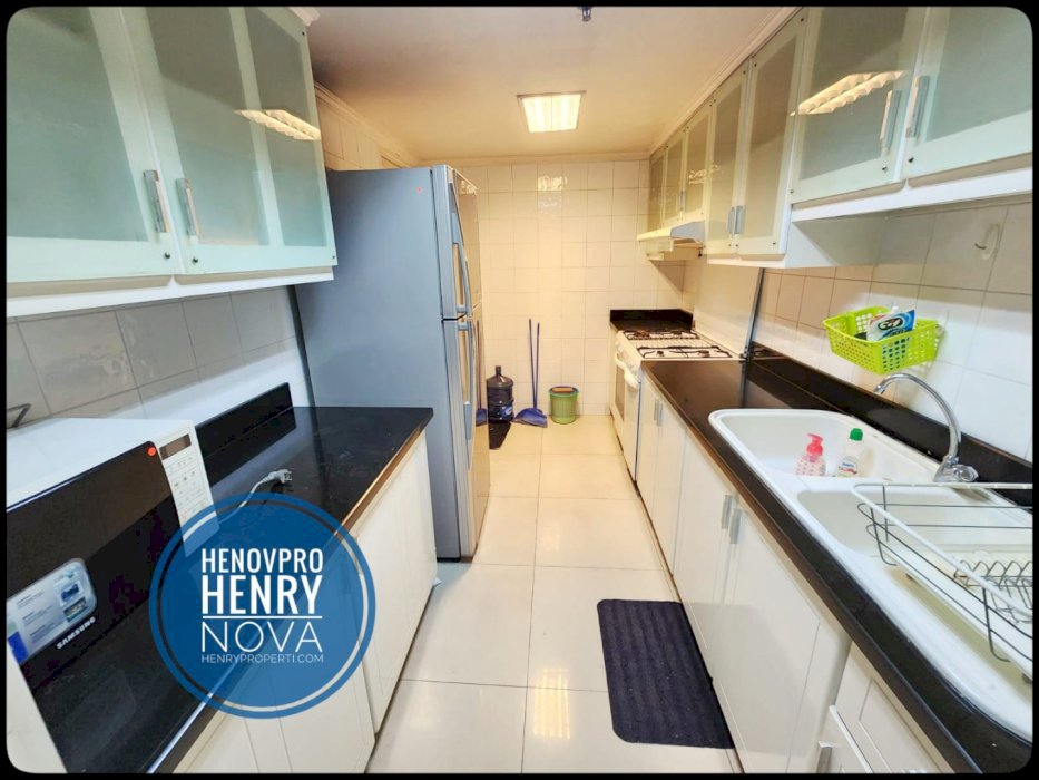 Taman Anggrek Unit 3+1BR Full Furnish BEST View