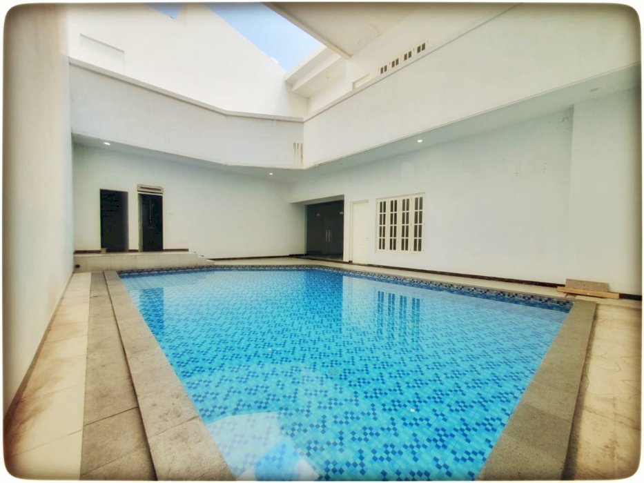 Rumah Jl. Surabaya Menteng, Bisa untuk Komersil, Cocok utk Kantor