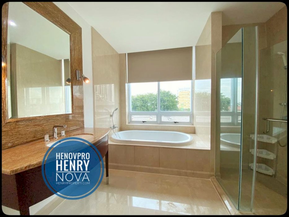 Pakubuwono View Best Unit 2+1BR Pool View