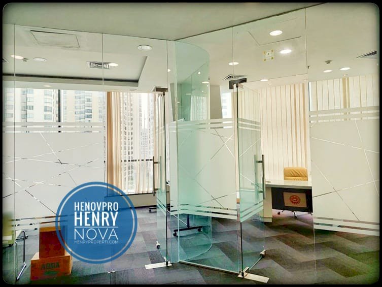 APL Office Tower For Rent Semi Furnish and Renov Mid Floor