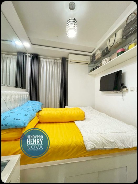 Taman Anggrek Residence Unit 1BR Full Furnish Mid Floor