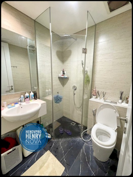 Taman Anggrek Residence Unit 1BR Full Furnish Mid Floor