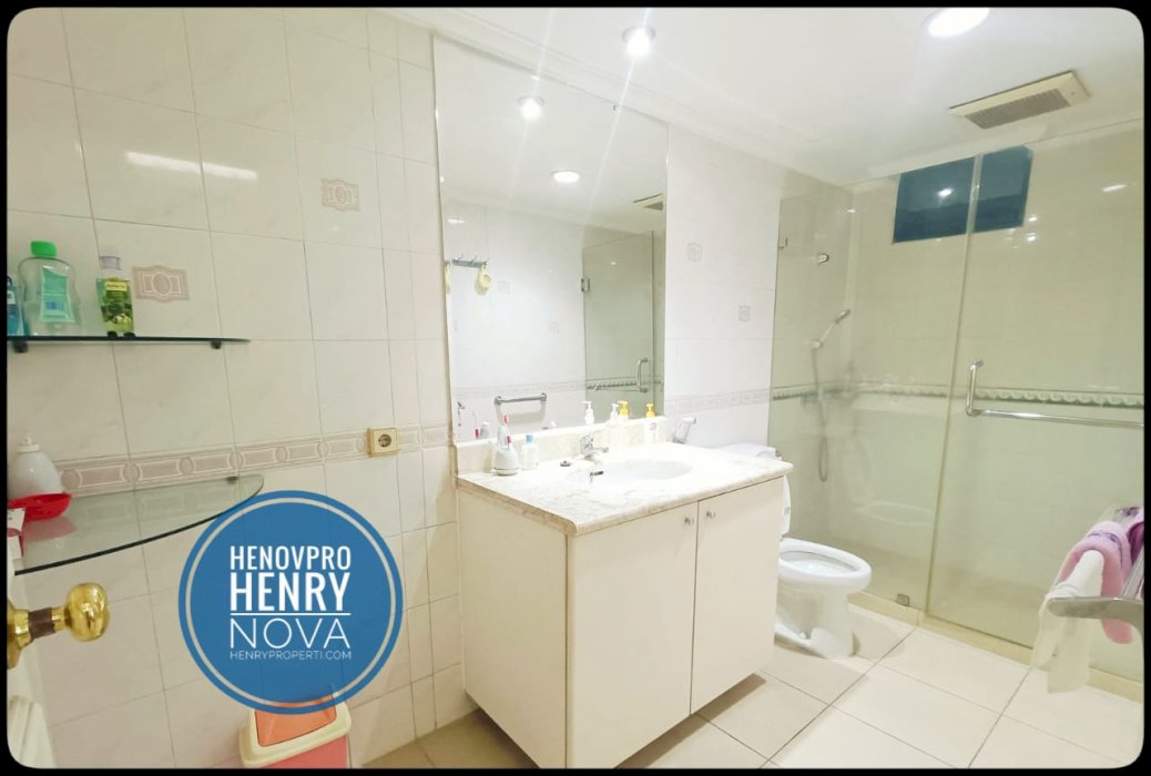 Taman Anggrek Condo 3+1BR Best Garden View Best Investment