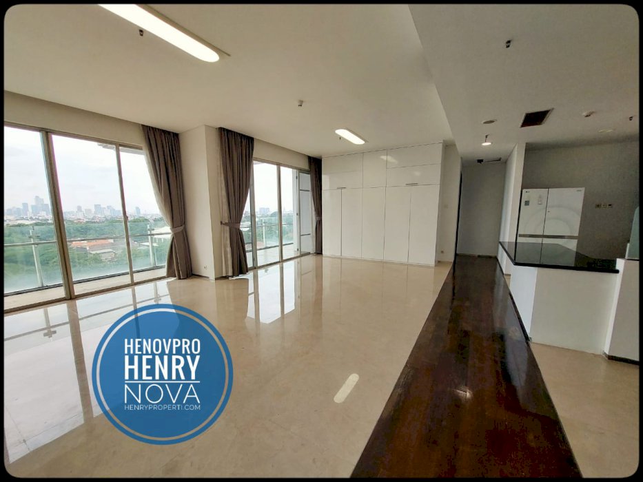 Nirvana Kemang Best City VIEW Unit 3+1BR Private lift