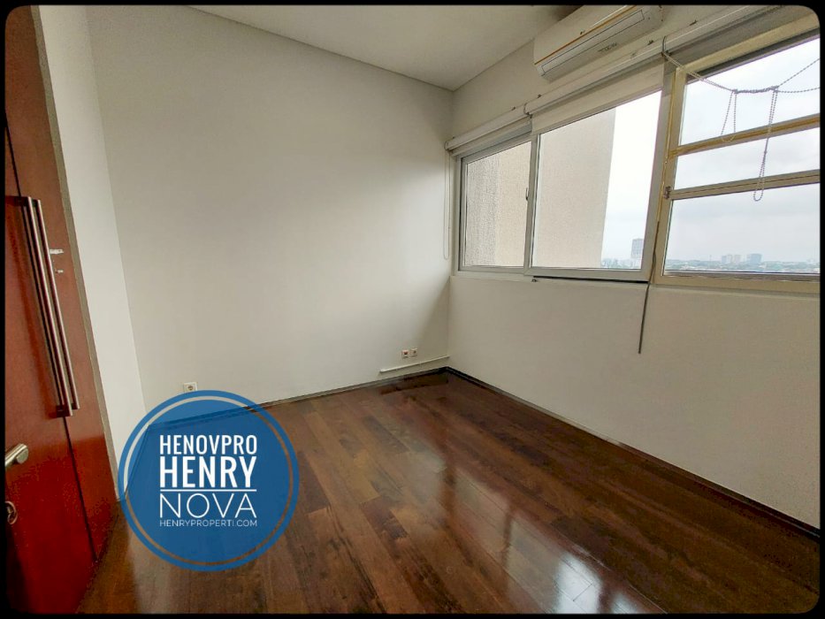 Nirvana Kemang Best City VIEW Unit 3+1BR Private lift