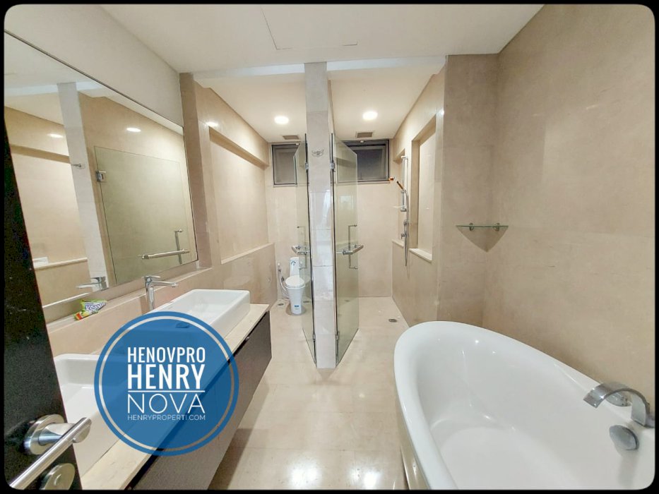 FOR RENT Nirvana Kemang Unit 3+1BR Private lift