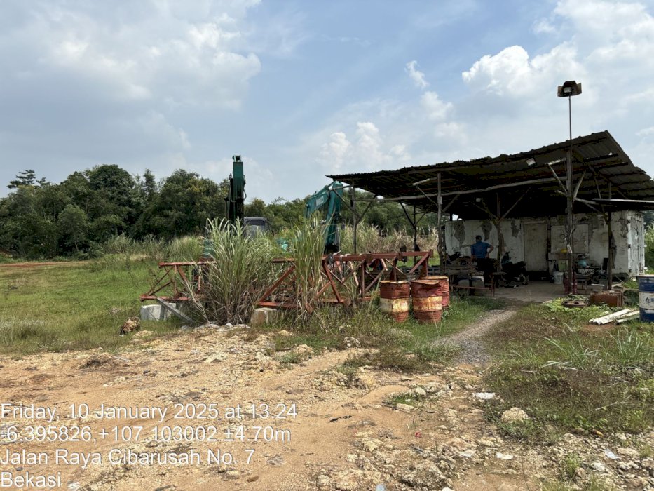 Dijual tanah lokasi  strategis di jalan raya Cibarusah, Bekasi.