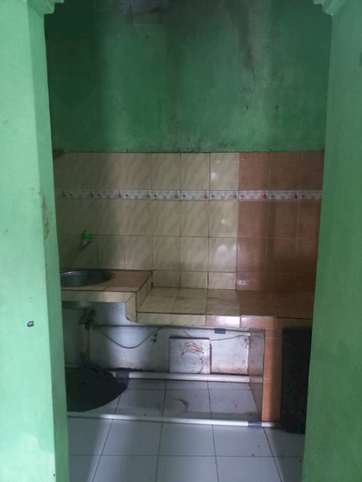 Rumah kosan 4 pintu berpenghuni.. Daerah Limo, Depok