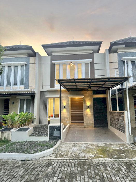 Turun Harga!! Rumah Siap Huni Mewah dekat Stasiun KRL Cilembut Bogor