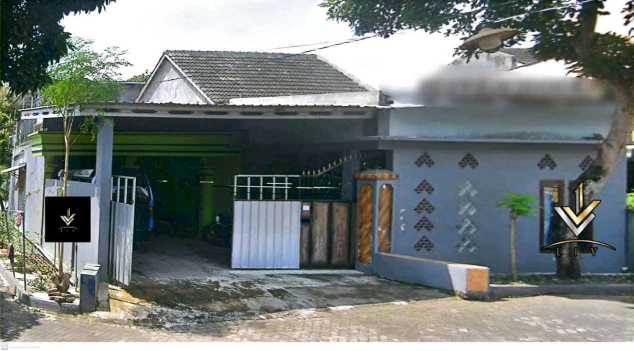Rumah pojok harga 350 jutaan di Jember
