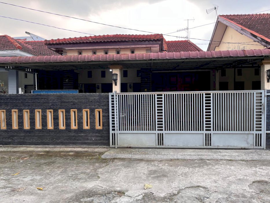 Di Jual Rumah Dalam Komplek Daerah Ringroad Medan