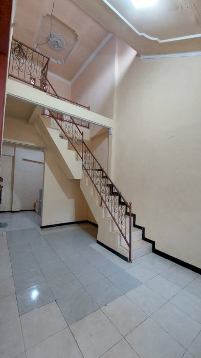 Dijual Rumah 2 Tingkat Lokasi Starategis Bebas Banjir dan Aman