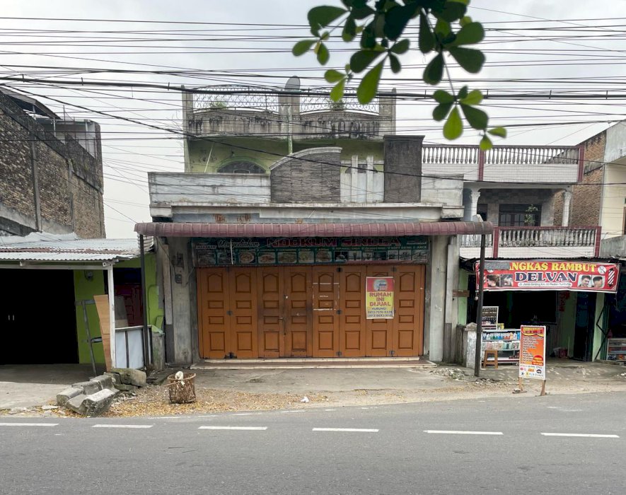 Di Jual Rumah 3 Tingkat di Lokasi Strategis dan Bebas Banjir