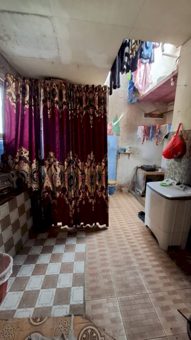 Rumah huni. Magelang tenga. Depan SD Cacaban 3