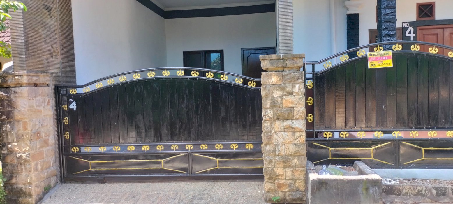 Dijual Rumah 2 Lantai di Ubung Kaja Denpasar