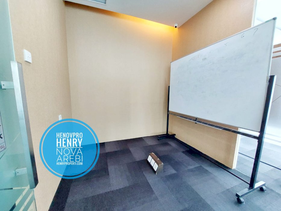 SEWA APL Office Tower For Rent Semi Furnish and Renov Mid Floor