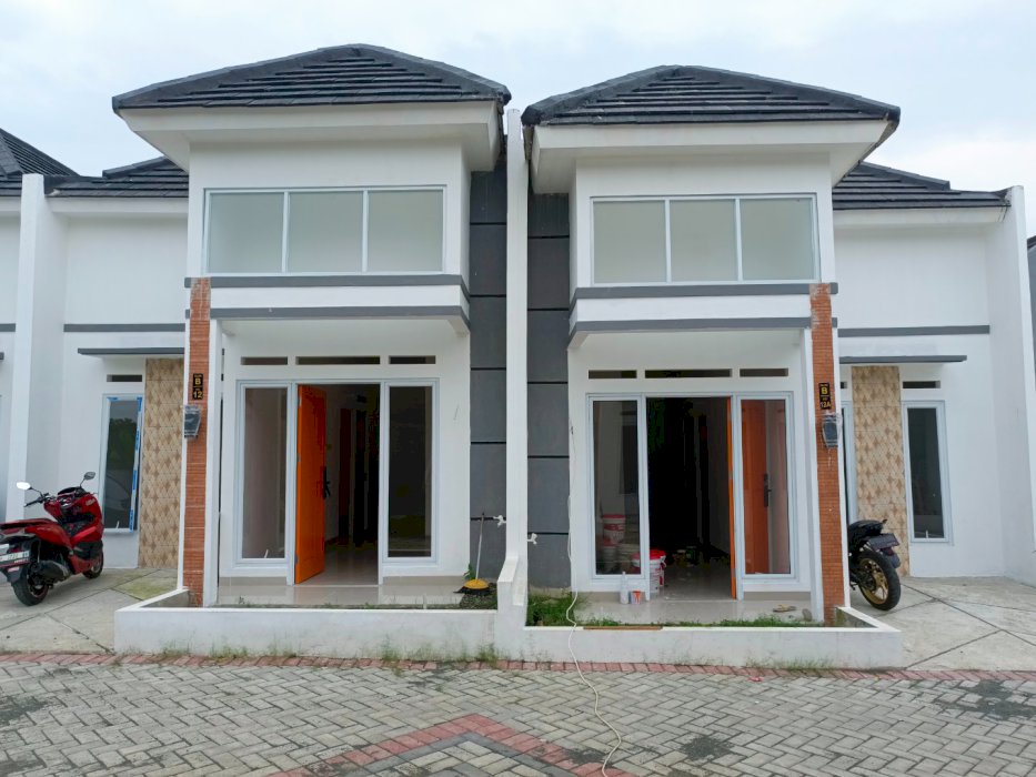 RUMAH SIAP HUNI DEKAT STASIUN BOJONG GEDE DAN CILEBUT