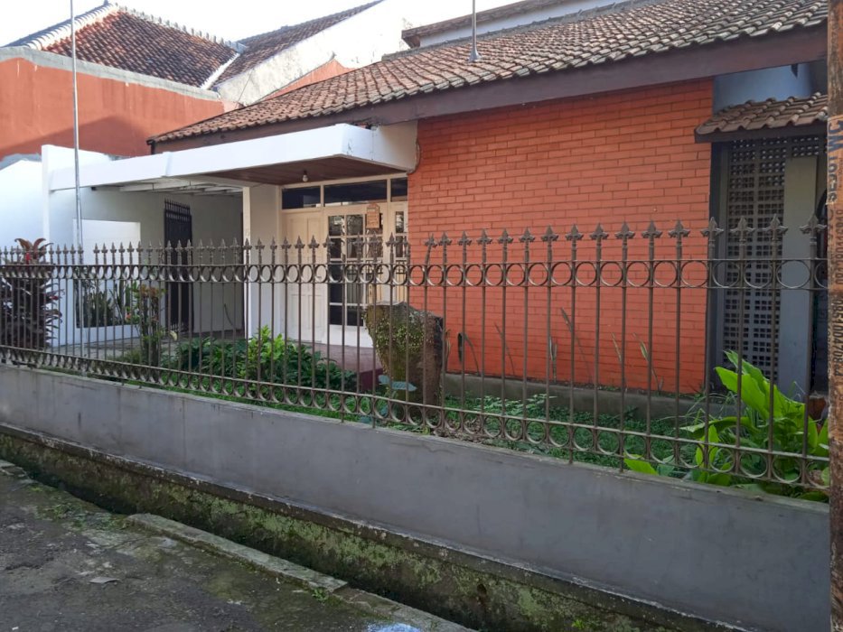 Dijual rumah di suryalaya fasilitas menarik strategis kota bandung