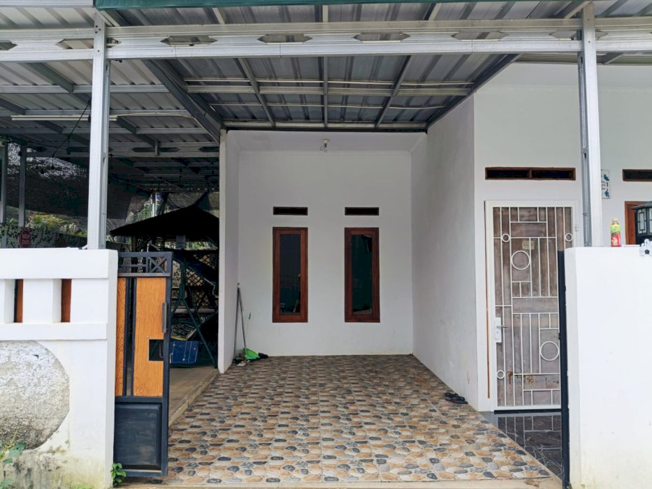 Di jual rumah murah siap huni di Bojong Gede Bogor