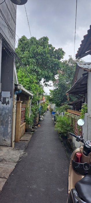 Disewakan rumah strategis daerah jakarta timur