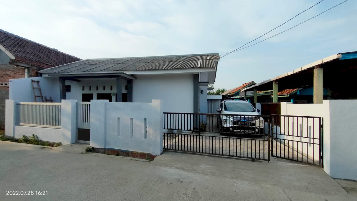 Rumah bebas banjir di gabus pabrik