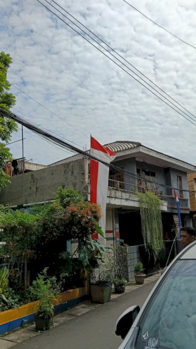 Jual rumah lokasi strategis di Menteng Atas Setia Budi Jakarta Selatan