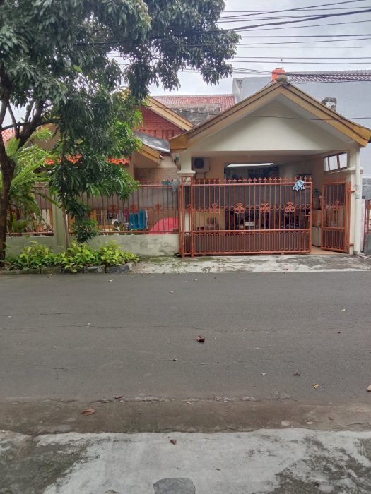 Dijual Rumah Lokasi Strategis Bebas Banjir Tersedia Gas Alam