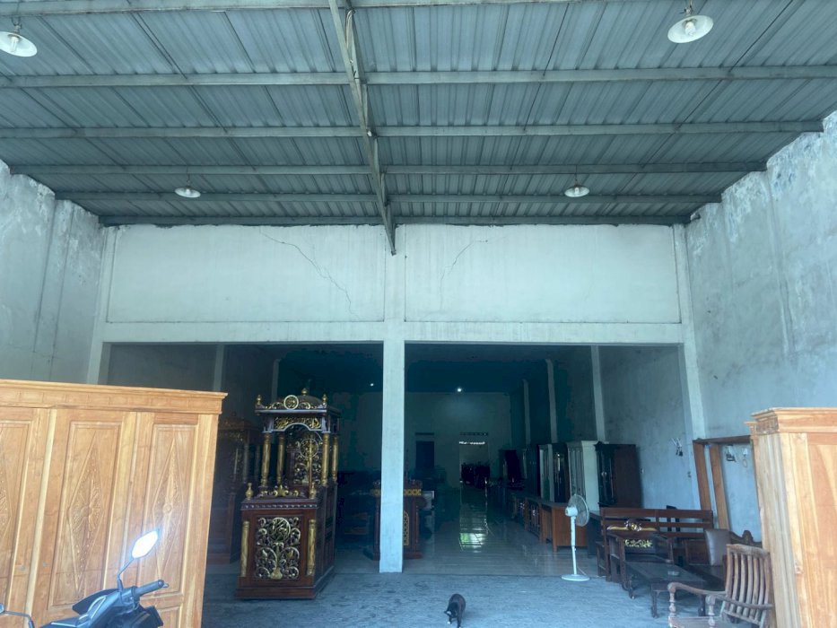 Dijual ruang usaha untuk bisnis lokasi strategis Jombang Jawa Timur