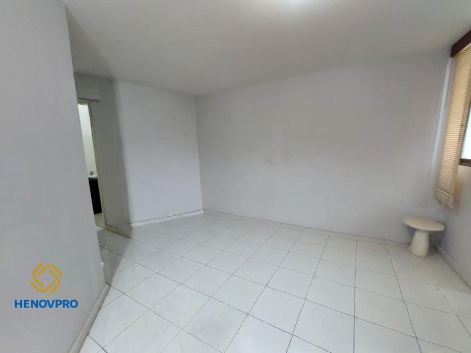 JUAL RUGI Taman Rasuna Unit 3+1BR Garden View Dibawah NJOP