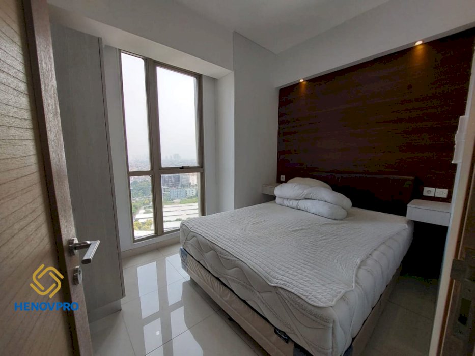 BRAND NEW Taman Anggrek Residence Unit 1BR + 1Study/BR Full Furnish