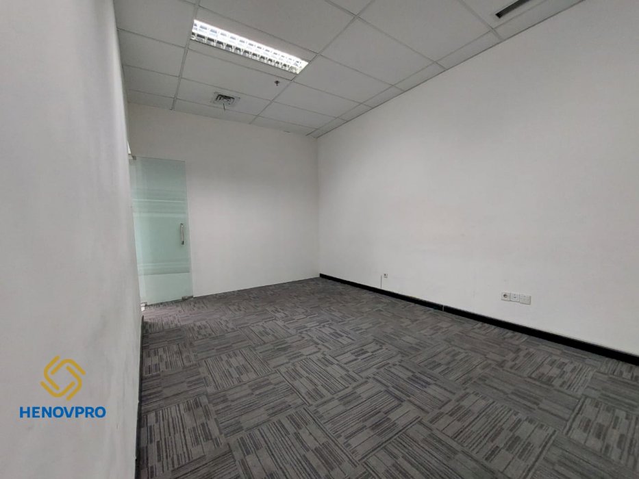 Soho Capital Office Space For Rent Mid Floor