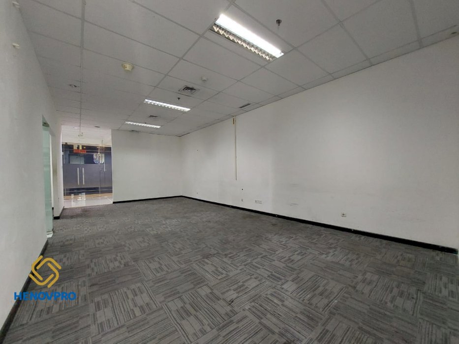 Soho Capital Office Space For Rent Mid Floor