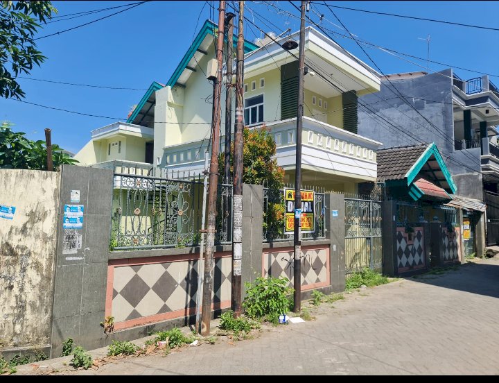 Rumah 2 lantai  Dalam Kota s.saddang baru