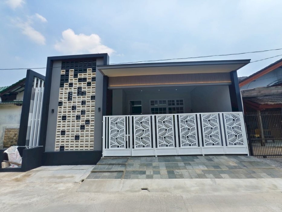 Di jual rumah siap huni pondok nila mas bekasi selatan
