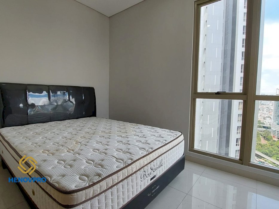 Apartemen Taman Anggrek Residence Unit 3BR Semi Furnish City View