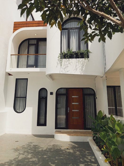 Disewakan Villa Siap Huni full furnished Jawa Timur-kota batu