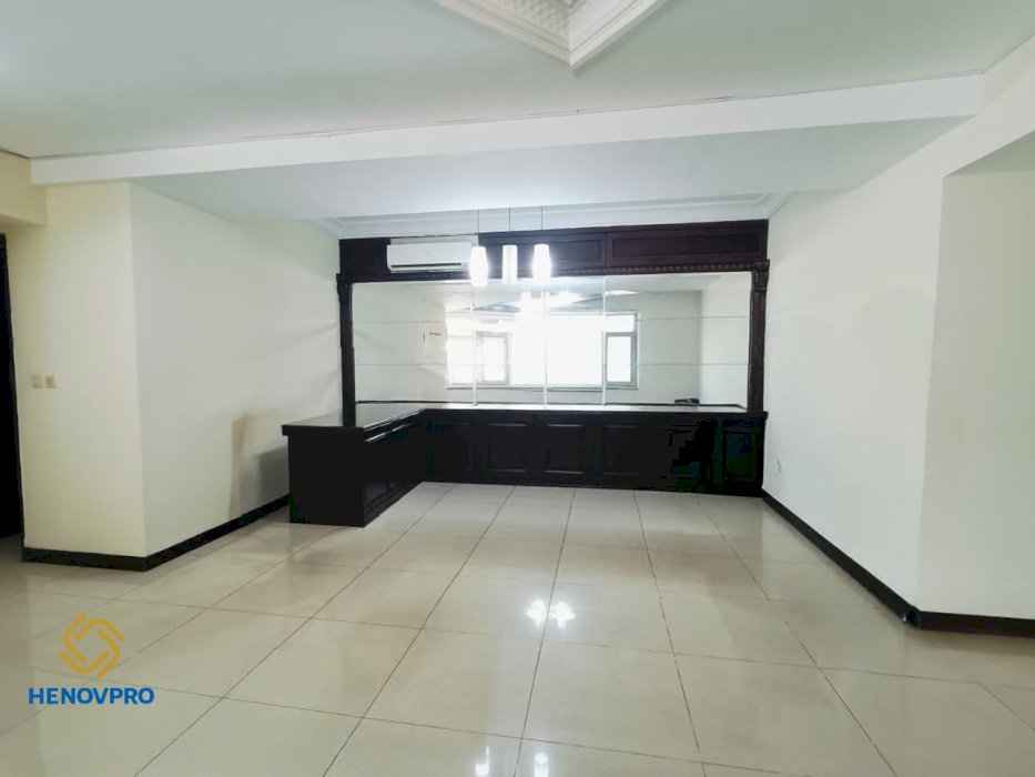 Harga Terbaik Taman Anggrek Condo 3+1BR Spesial Price