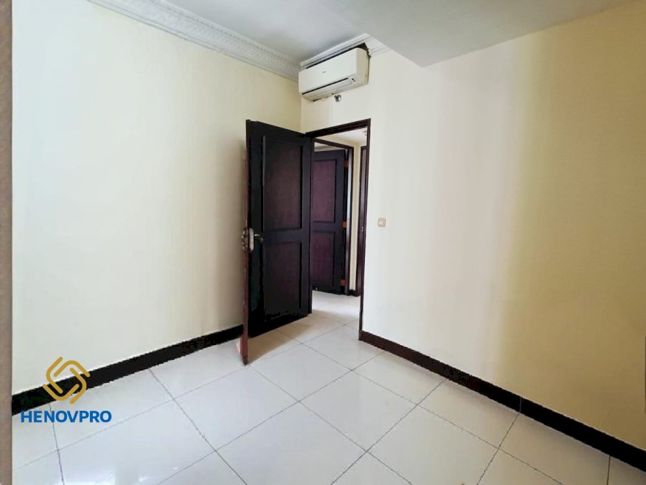Harga Terbaik Taman Anggrek Condo 3+1BR Spesial Price