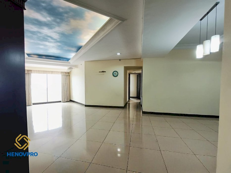 Harga Terbaik Taman Anggrek Condo 3+1BR Spesial Price
