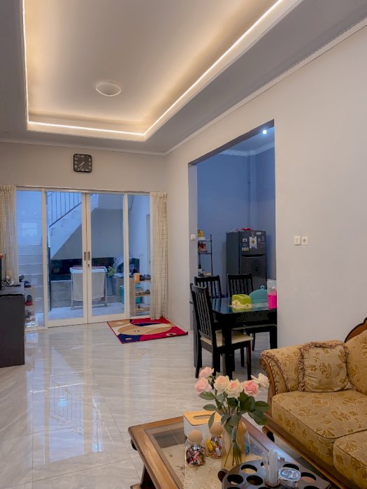 DIJUAL RUMAH SIAP HUNI (KEBRAON SURABAYA)